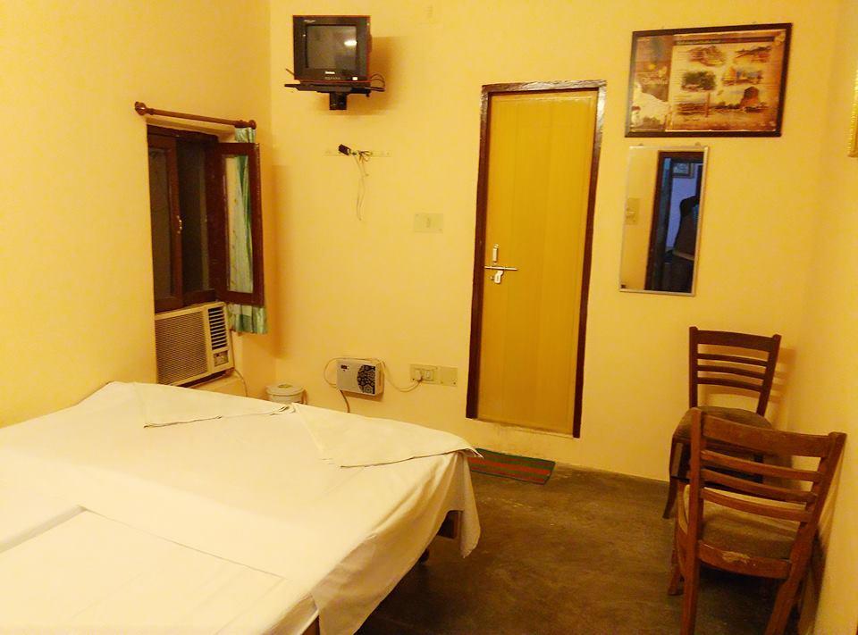 Mishra Guest House Варанасі Екстер'єр фото
