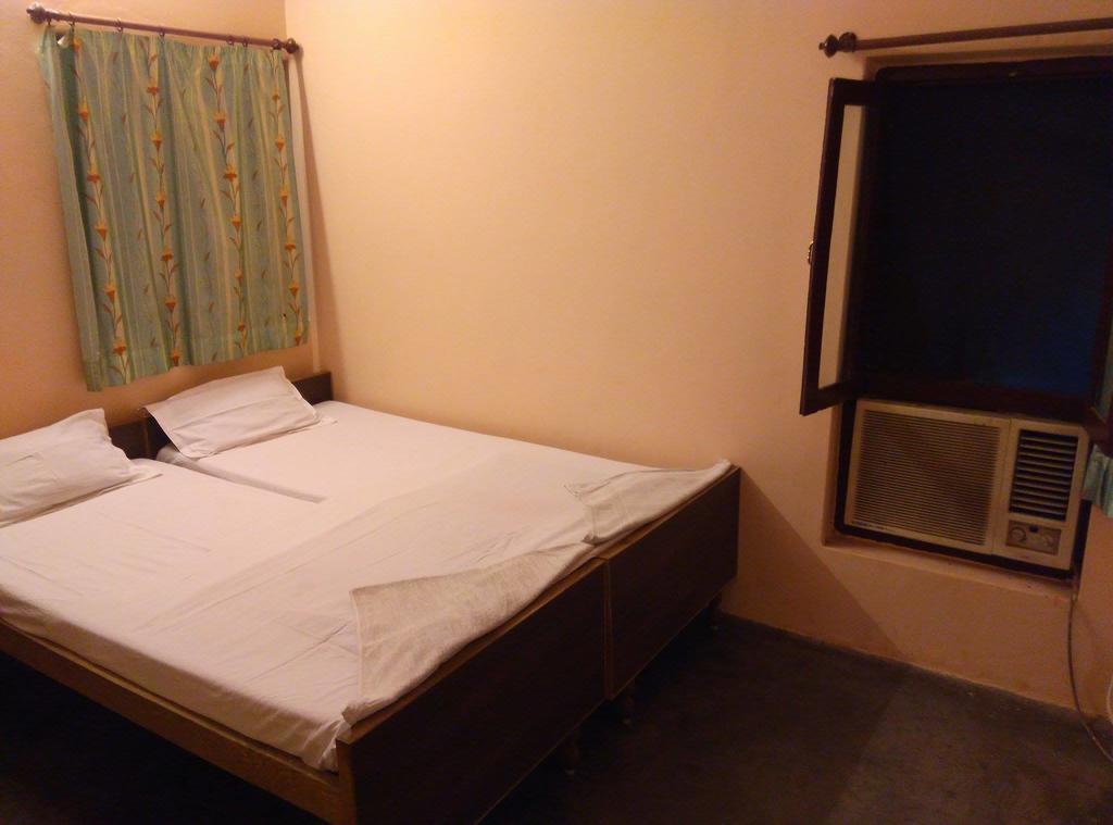 Mishra Guest House Варанасі Екстер'єр фото